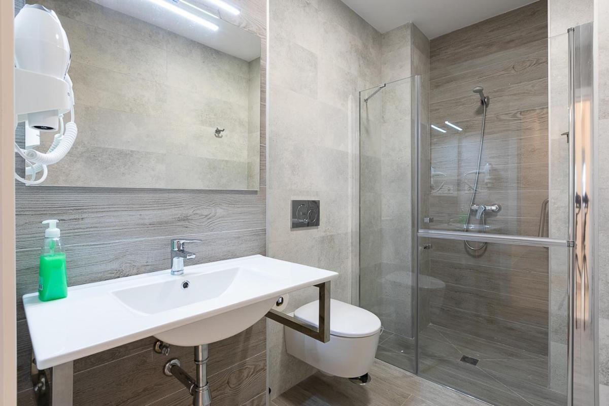 Apartamentos Guerrero 3 Torre Del Mar Dış mekan fotoğraf
