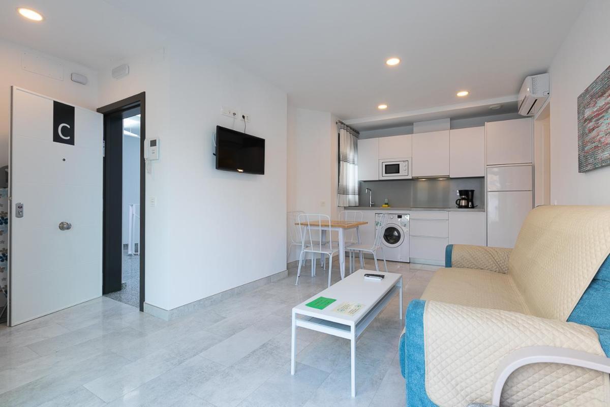 Apartamentos Guerrero 3 Torre Del Mar Dış mekan fotoğraf